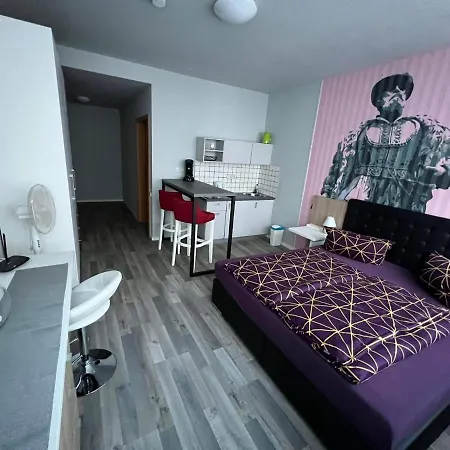Midtown Apartman